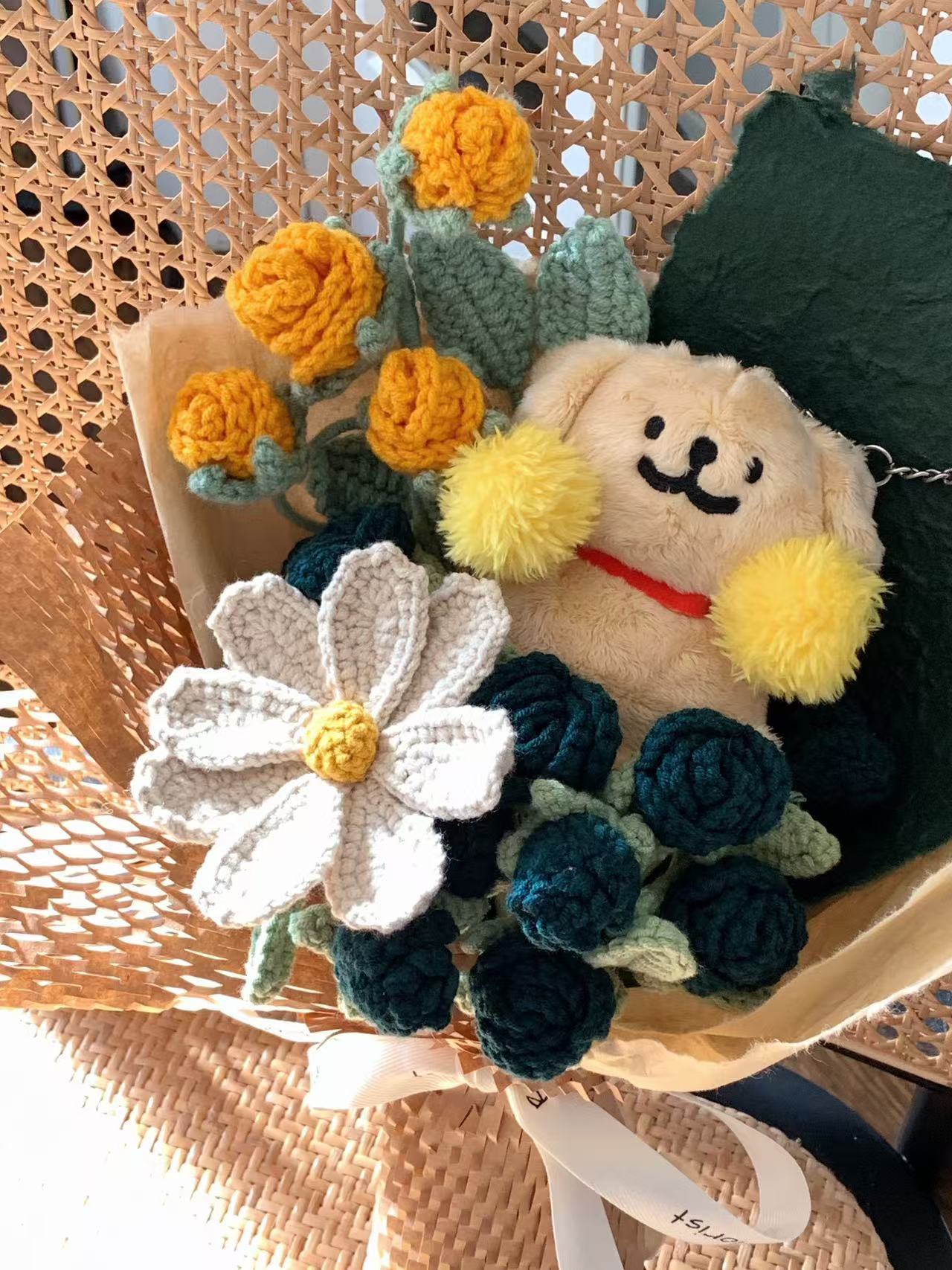 Cheerful doll Crochet Bouquet| Preserved Flower| Graduation| Friend's gift