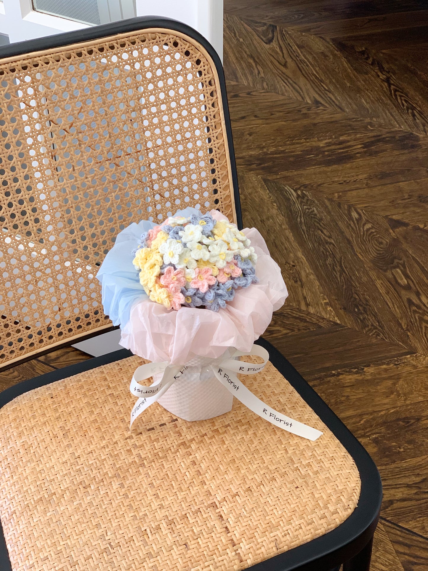 mini Multicolor Crochet Bouquet| preserved flower present