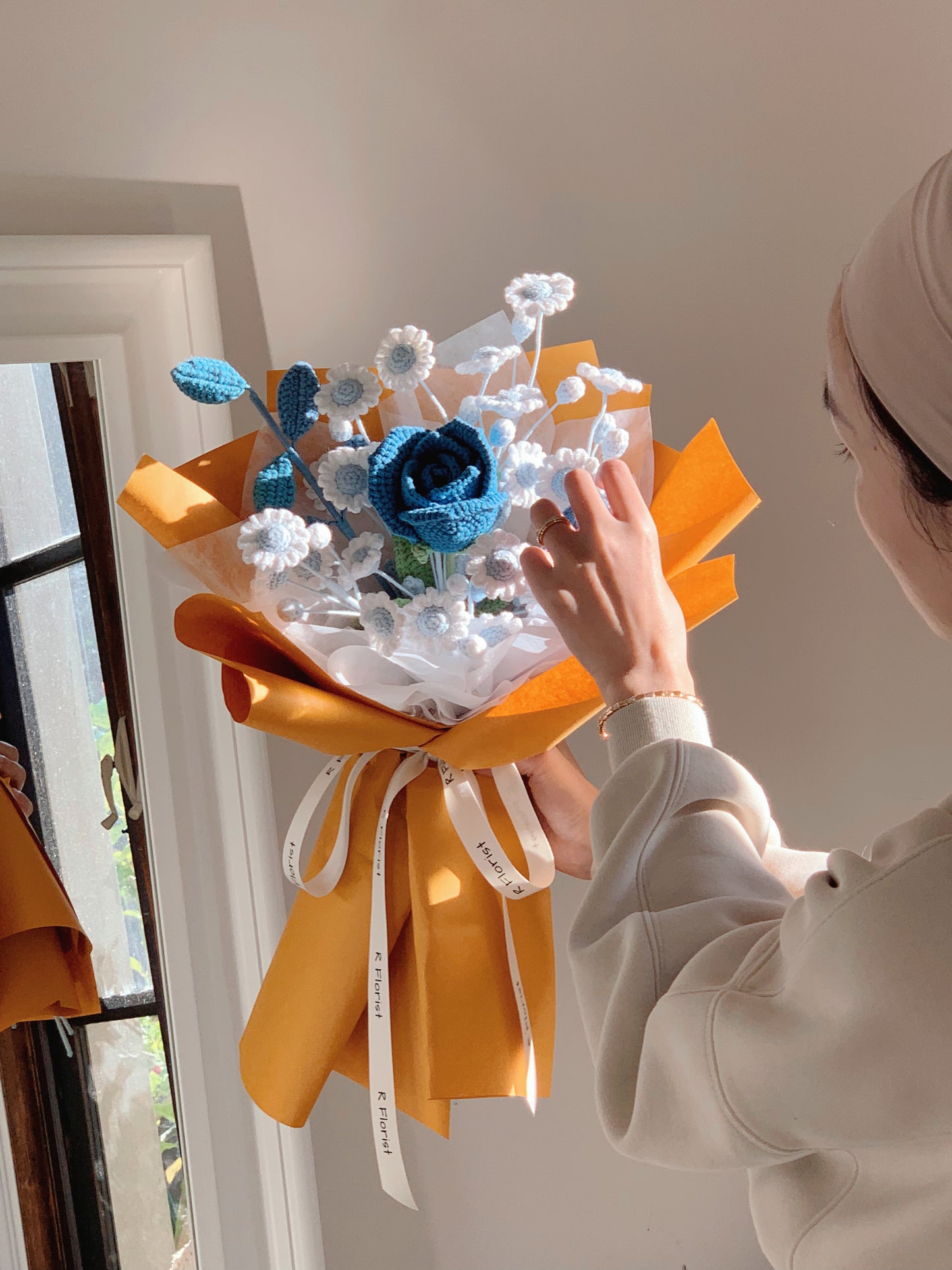 A Blue Rose with Daisies Crochet Bouquet| preserved flower